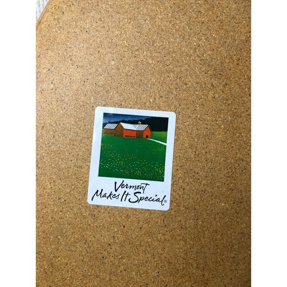 1992 Handmade Vermont Oval Shaker Box with hand painted Lid, Church in Winter - Picture 7 of 9